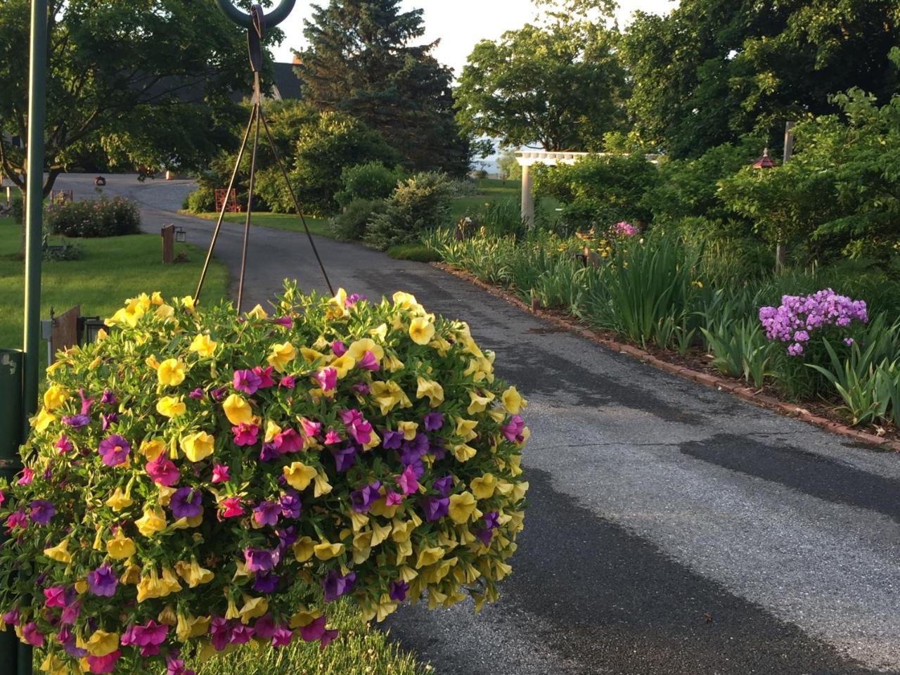 Annville Inn Bed & Breakfast Экстерьер фото